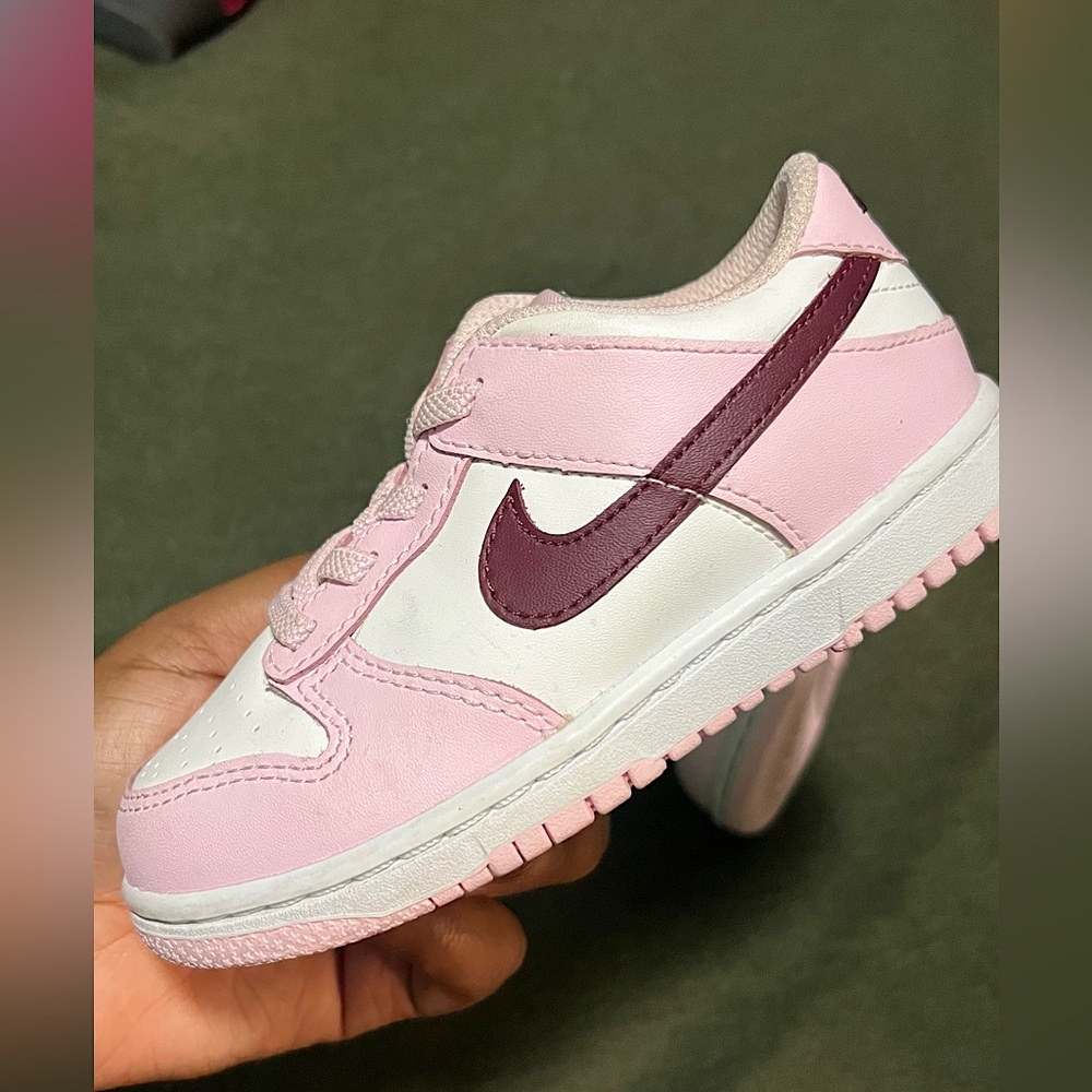 Nike Kids' Pink and Maroon Sneakers 9C